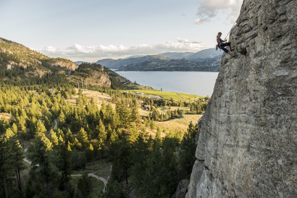 penticton-skaha-bluffs-kari-medig-dbc