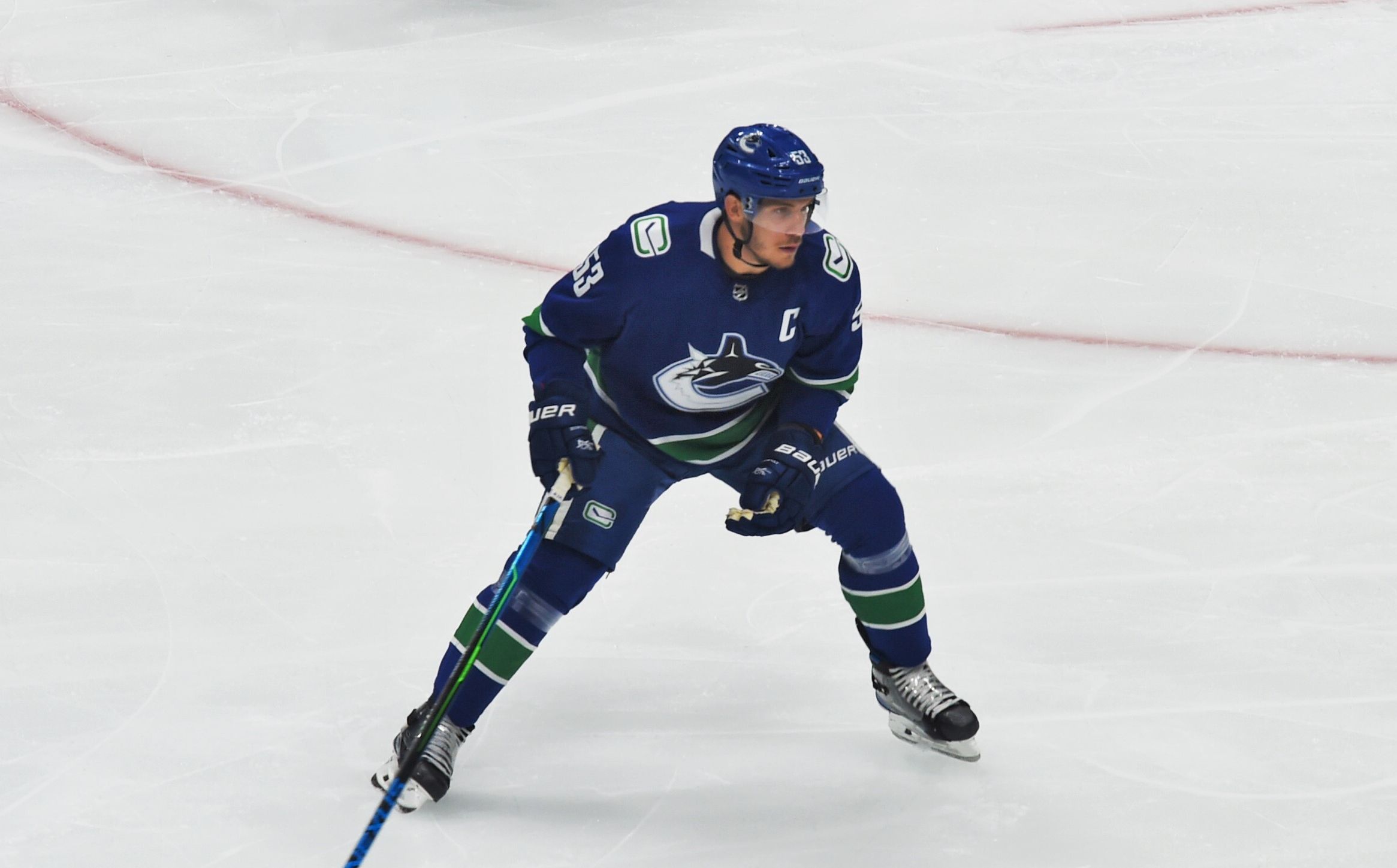 What are Bo Horvat's contract details for 2022-23 NHL season?