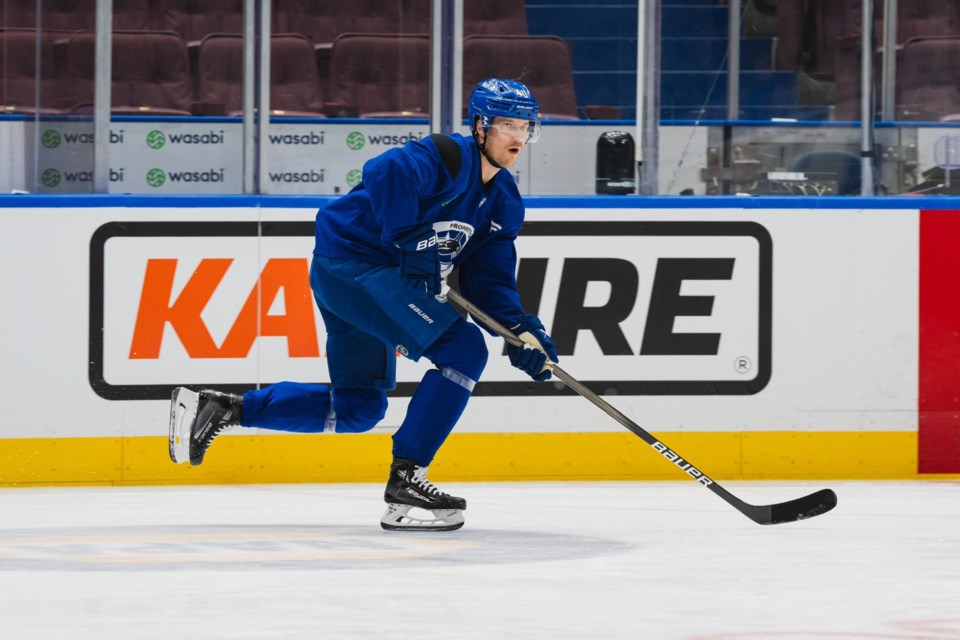 pettersson-nov19-morning-skate-canucks-twitter