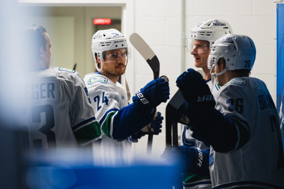 suter-pregame-canucks-twitter