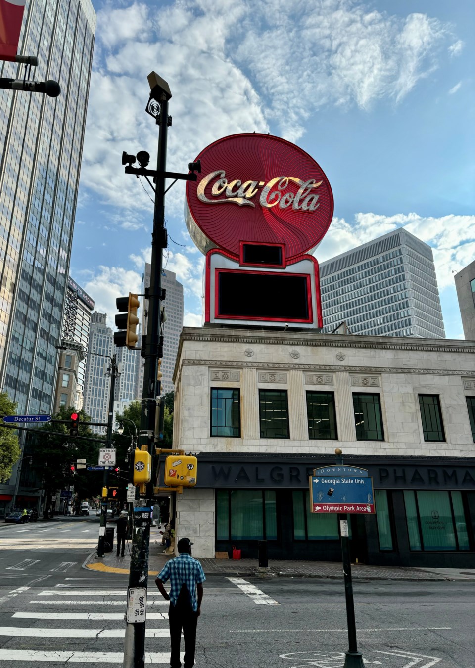 atlanta-travel-story-downtown-coca-cola-sign