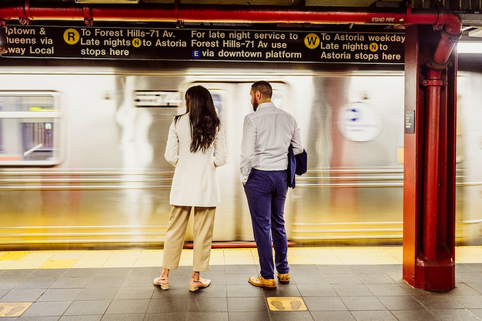 new-york-city-travel-mta-subway-platform