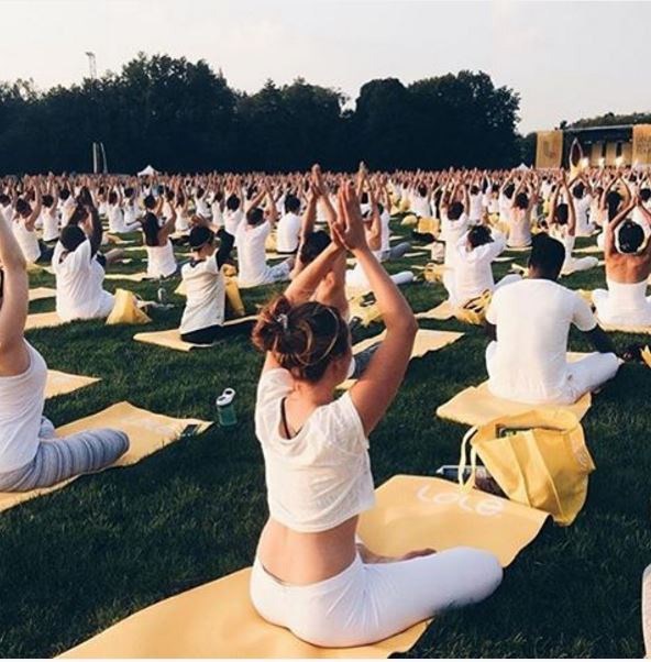 The Lole White Tour Is The Hottest Yoga Event Of The Summer - Vancouver Is  Awesome