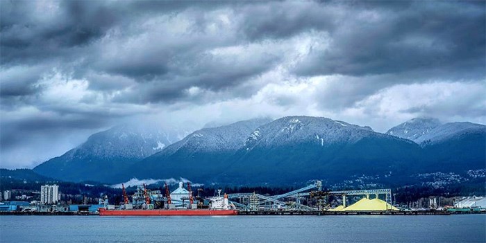 11-photos-that-will-help-you-appreciate-gloomy-weather-vancouver-is