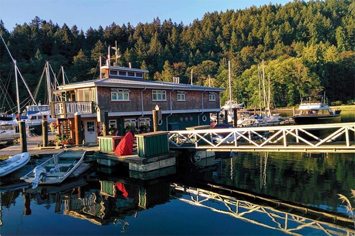  The duplexes would be built along USSC Marina's dinghy dock, bottom left, next to its floating office and clubhouse.