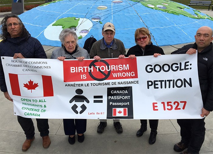  Serge Biln, Ann Merdinyan, Robert Ingves, Kerry Starchuk and Gary Liu are among the core petitioners against birth tourism. Supporting the House of Commons petition is Joe Peschisolido, who wants to first denounce the practice and understand its scope before coming up with policy solutions.