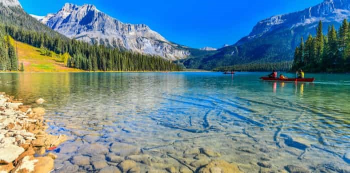  Emerald Lake, Yoho National Park in Canada / Shutterstock