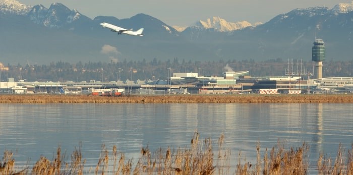  A flight takes off from YVR Airport near Vancouver/Shutterstock