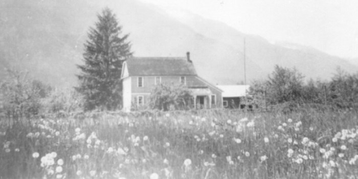 judd-farm-library-crop