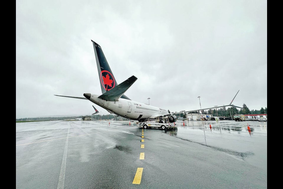 Air Canadas Boeing 737 Max 8 at Nanaimo Airport this week. Via Nanaimo Airport 