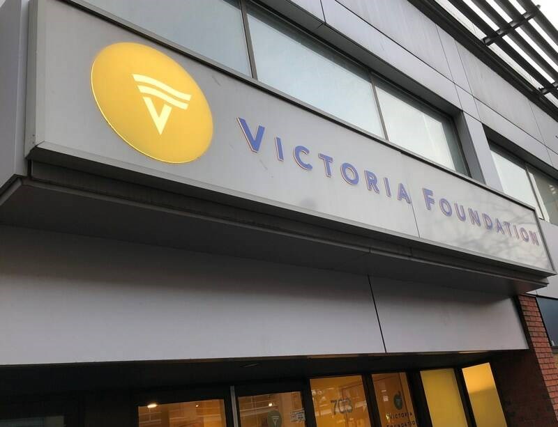 web1_victoria-foundation-sign