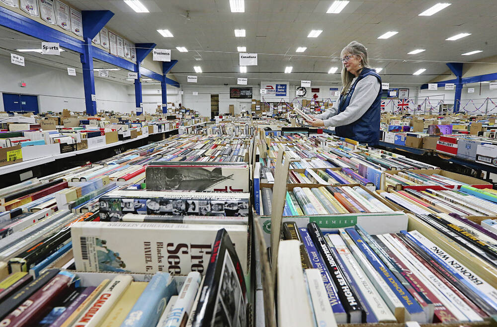 Islanders flock to Times Colonist's book sale event