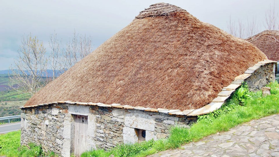 web1_article-spain-o-cebreiro-palloza-ch