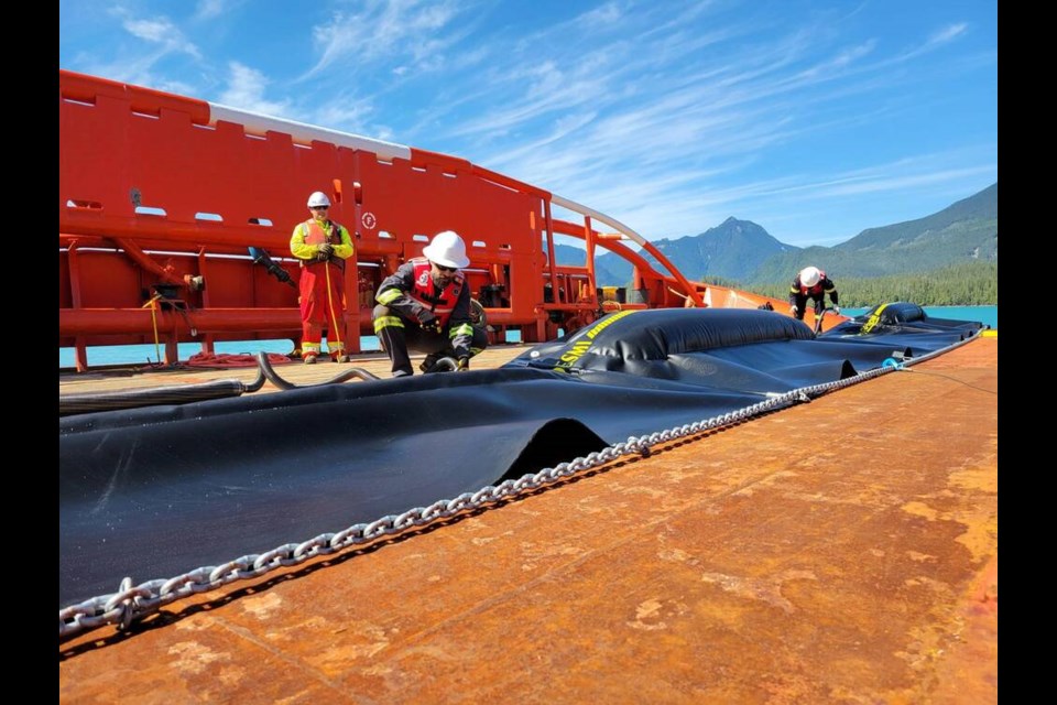 Oil spill response base on track for Ucluelet, Port Alberni