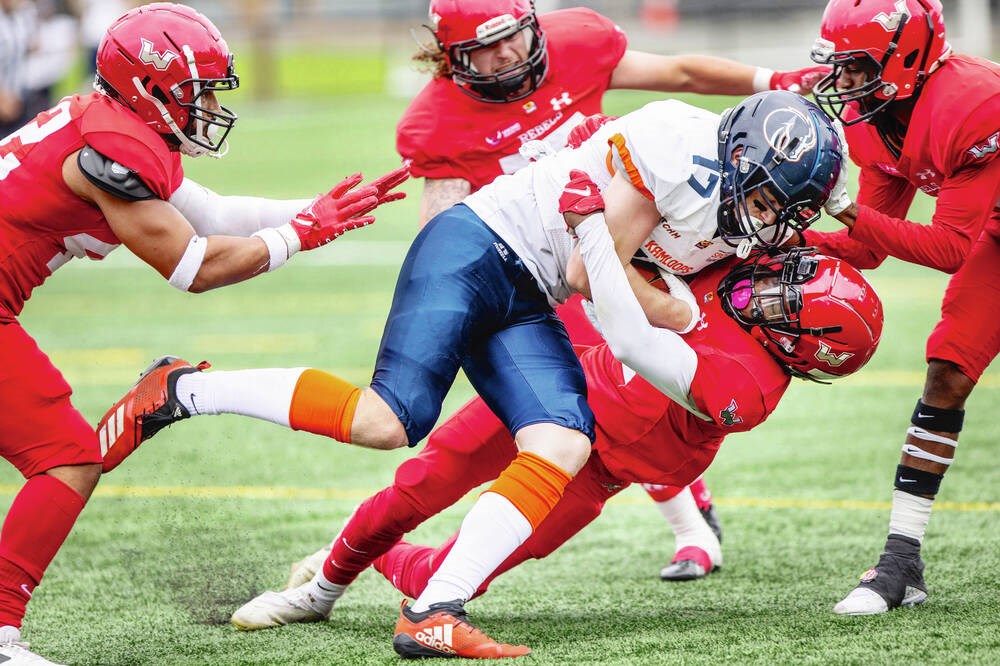 B.C. Lions beat Saskatchewan Roughriders 33-26 to clinch home