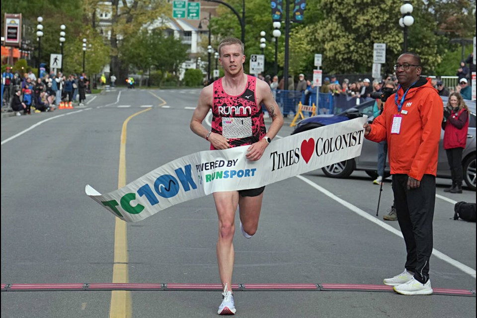 Thomas Nobbs wins the elite men’s division during the saʴý 10K in Victoria on Sunday, April 28, 2024. ADRIAN LAM, TIMES COLONIST 