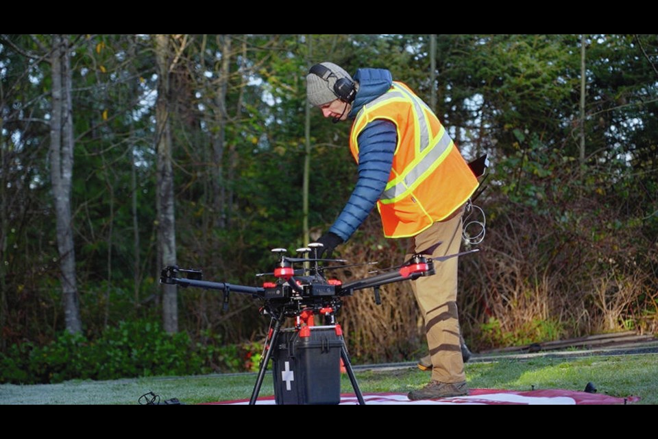 Drones might be able to deliver pharmaceutical supplies or lab samples to and from harder-to-reach communities.
via ISLAND HEALTH 