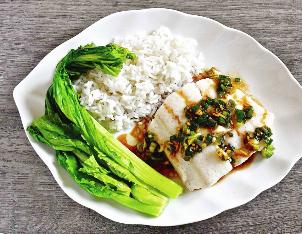 web1_roasted-cod-fillets-with-ginger-green-onion-sauce