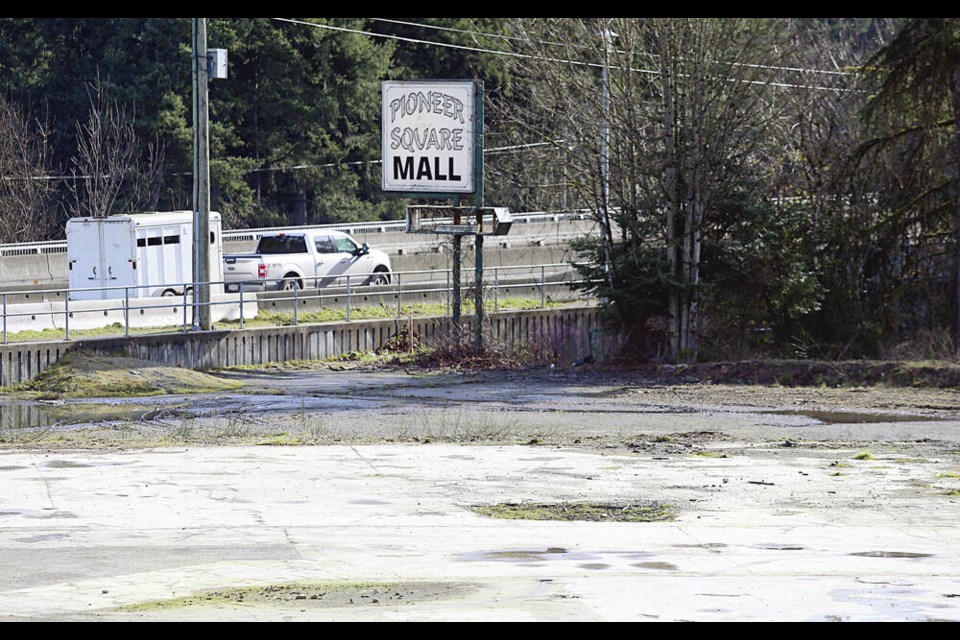 The former site of the Pioneer Square mall complex at the corner of the Trans-saʴý Highway and Shawnigan Lake-Mill Bay Road. ADRIAN LAM, TIMES COLONIST 