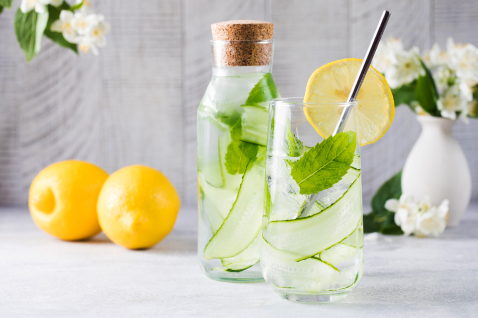 cucumber-lemon-water