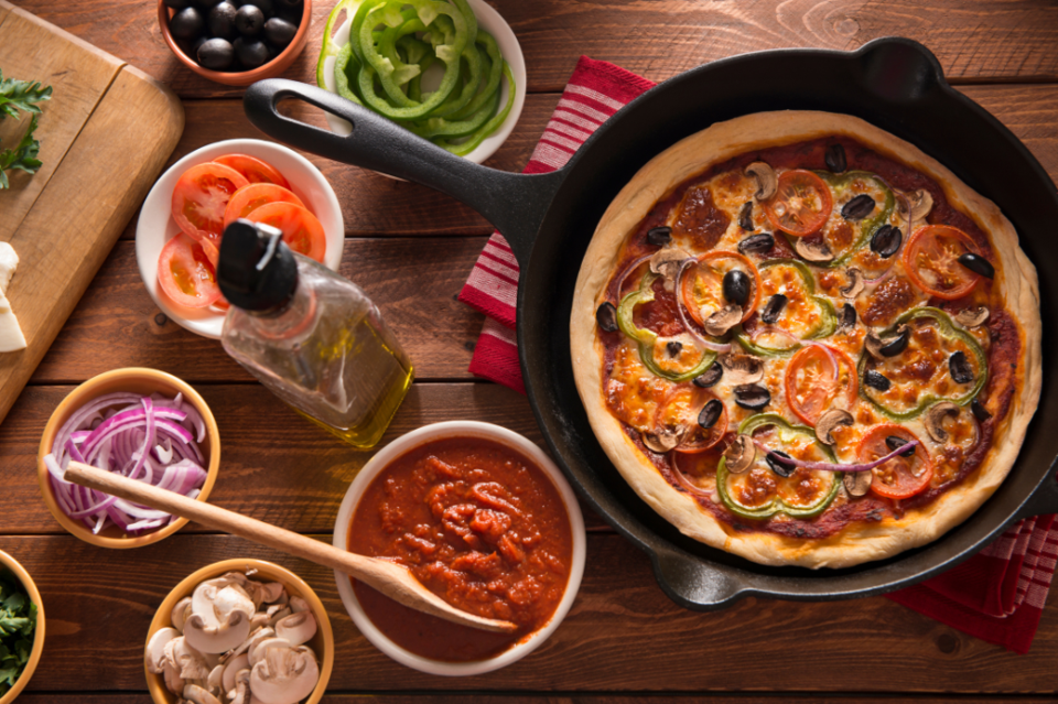 cast-iron-pizza