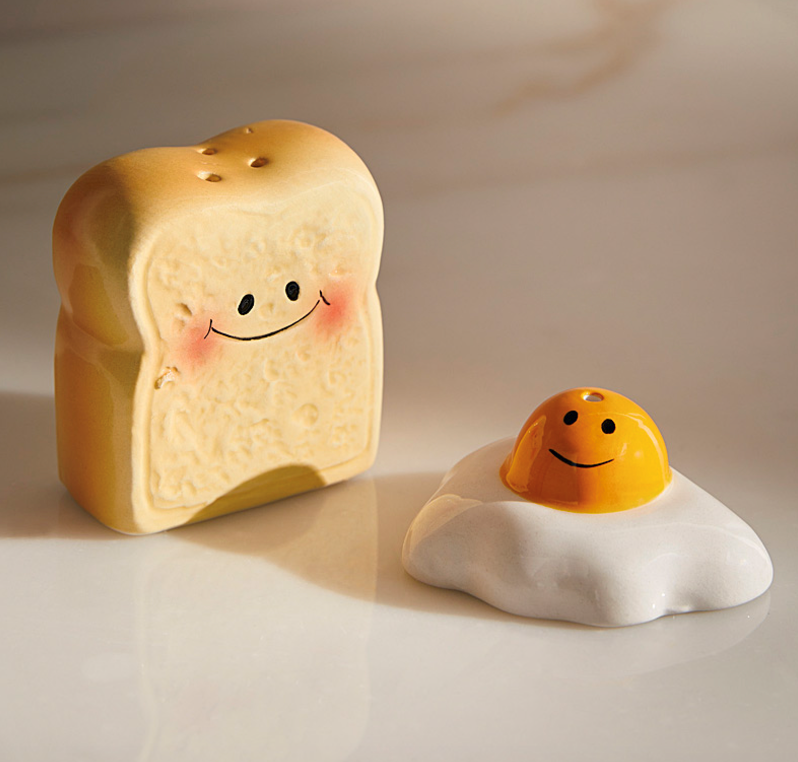 salt-and-pepper-shaker