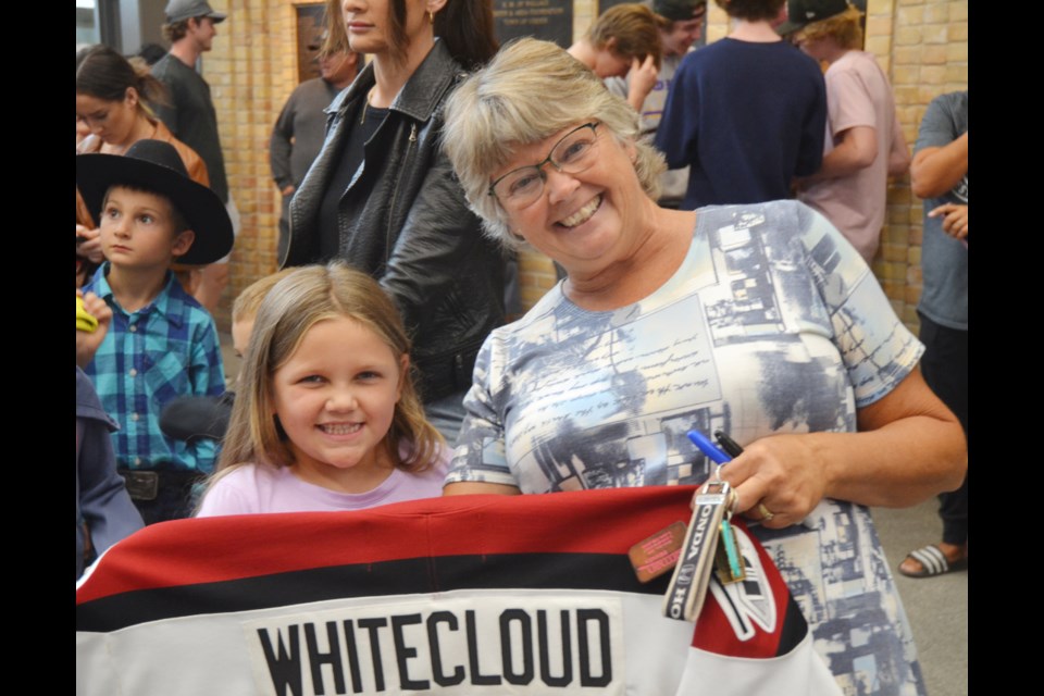 WATCH: Whitecloud brings Stanley Cup home to Sioux Valley (and makes a  Slurpee run) -  - Local news, Weather, Sports, Free  Classifieds and Business Listings for Westman region, Manitoba